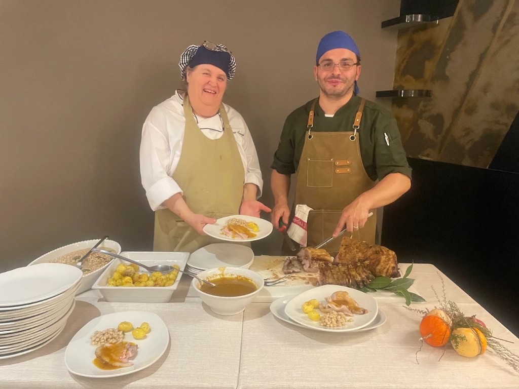 Chef al servizio dell'arrosto - Ristorante Alcide Poggibonsi