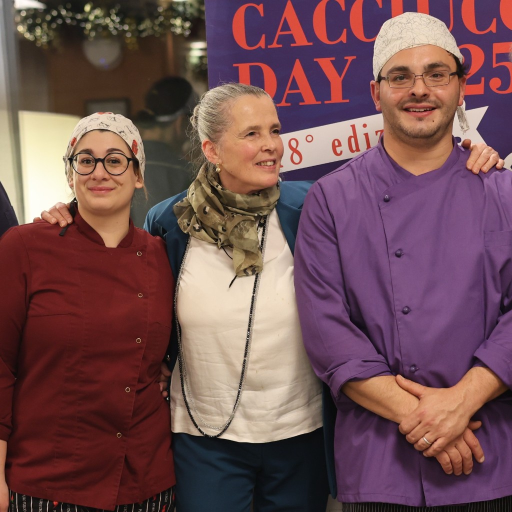 Team di cucina al Cacciucco Day - Ristorante Alcide Poggibonsi