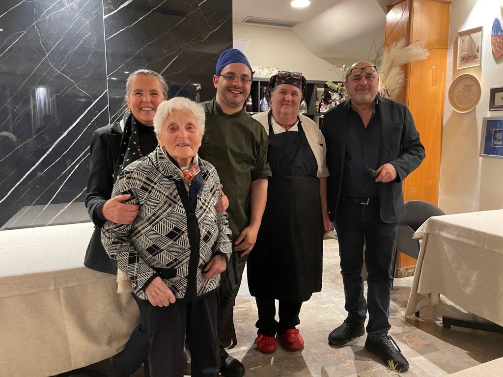 Team di cucina e sala - Ristorante Alcide Poggibonsi